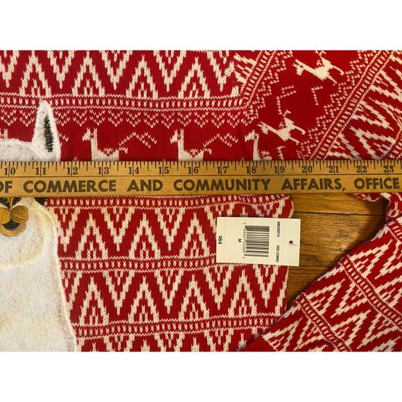 NWT 33 Degrees Mens Ugly Christmas Sweater Llama Men’s Medium $64 Red White - Picture 5 of 10